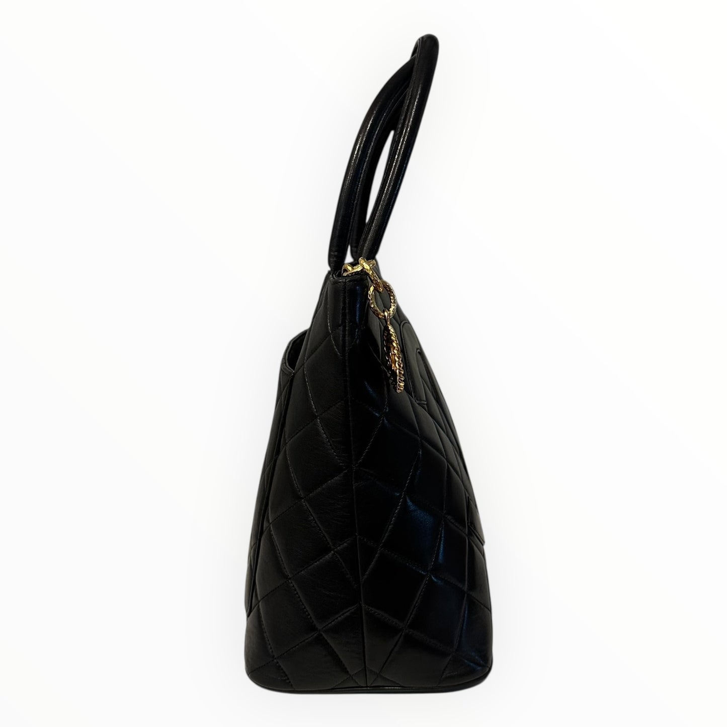 Chanel Vintage Lambskin Quilted Medallion in Black