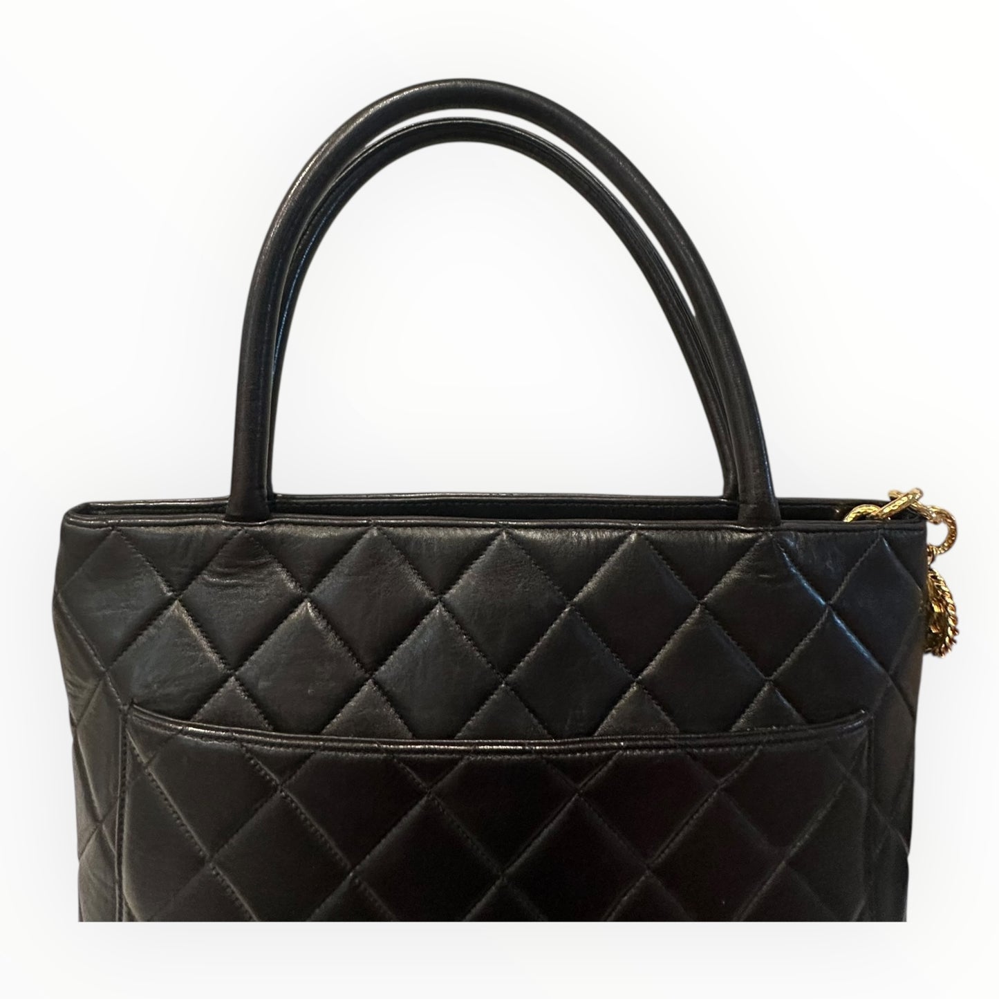 Chanel Vintage Lambskin Quilted Medallion in Black