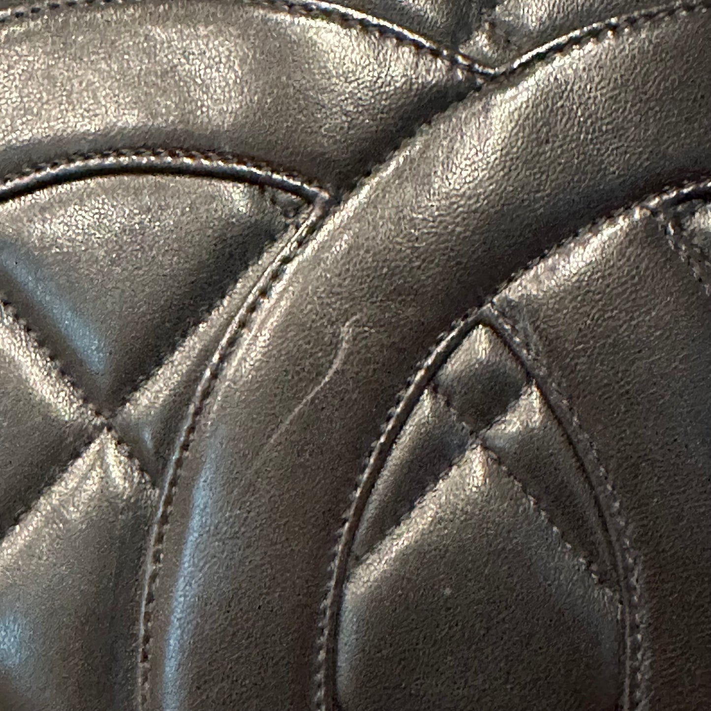 Chanel Vintage Lambskin Quilted Medallion in Black