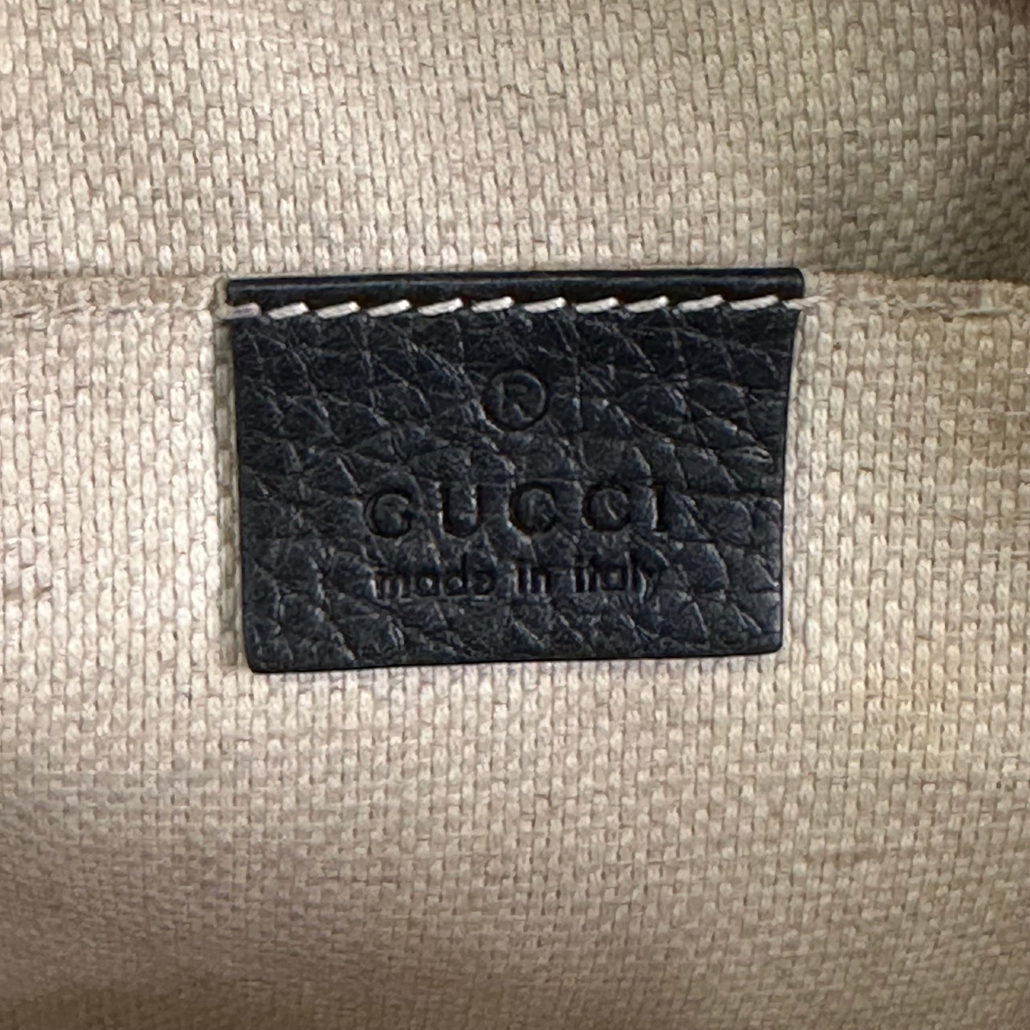 Gucci Pebbled Calfskin Small Soho Disco Bag Black