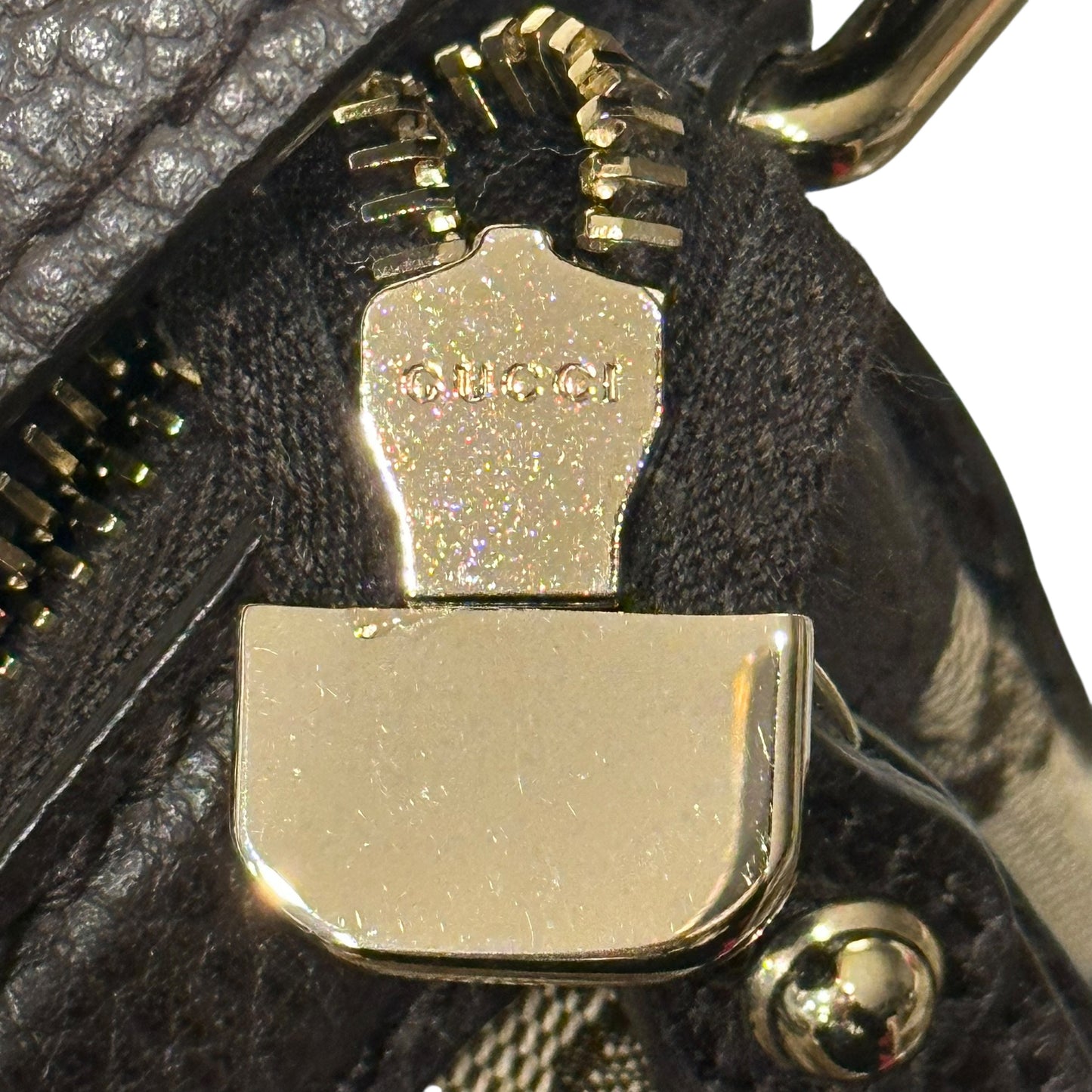 Gucci GG Canvas Medium Sukey Hobo Bag – Beige/Brown with Gold Hardware