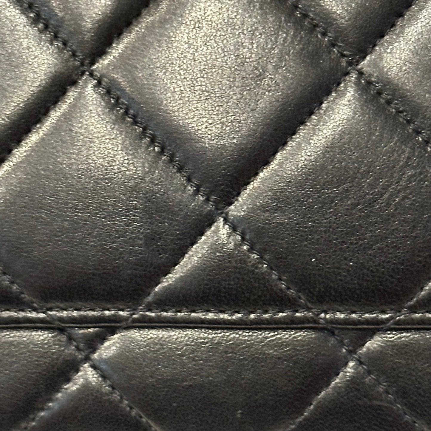 Chanel Vintage Lambskin Quilted Medallion in Black