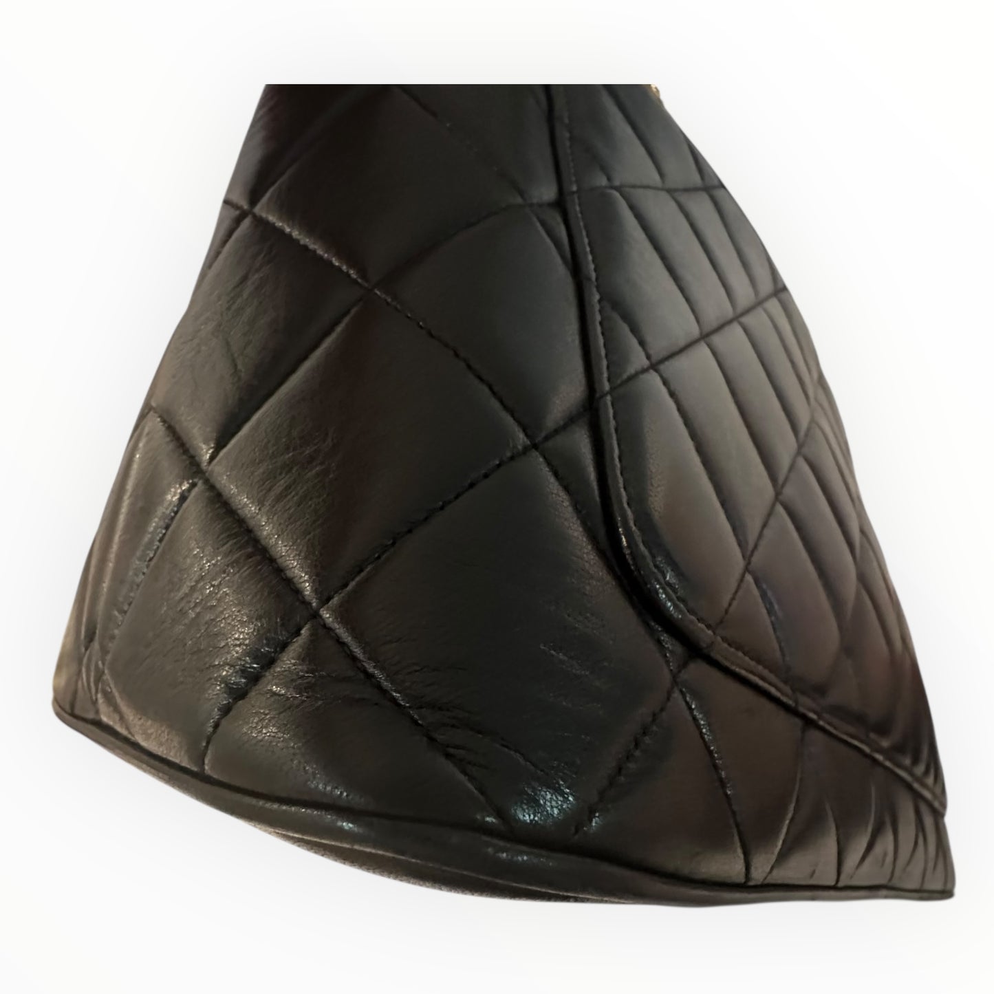 Chanel Vintage Lambskin Quilted Medallion in Black