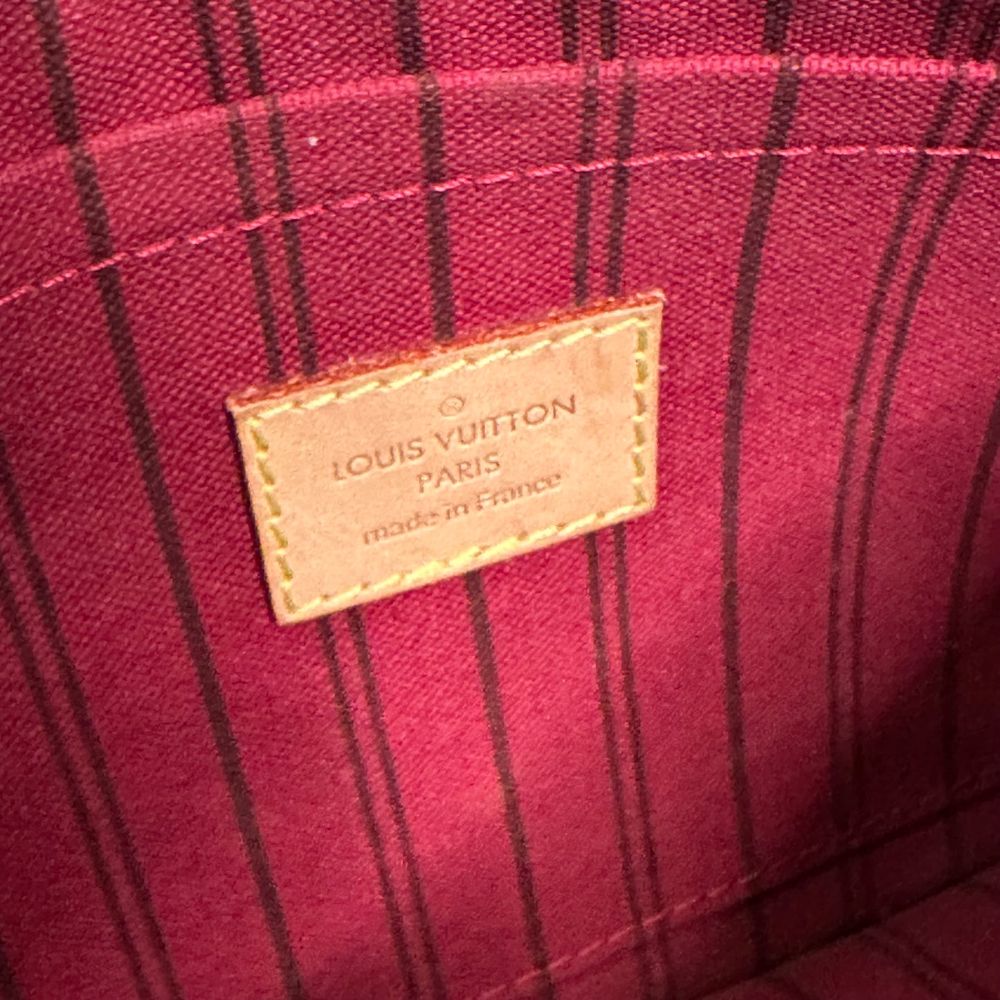Louis Vuitton Monogram Neverfull Pochette