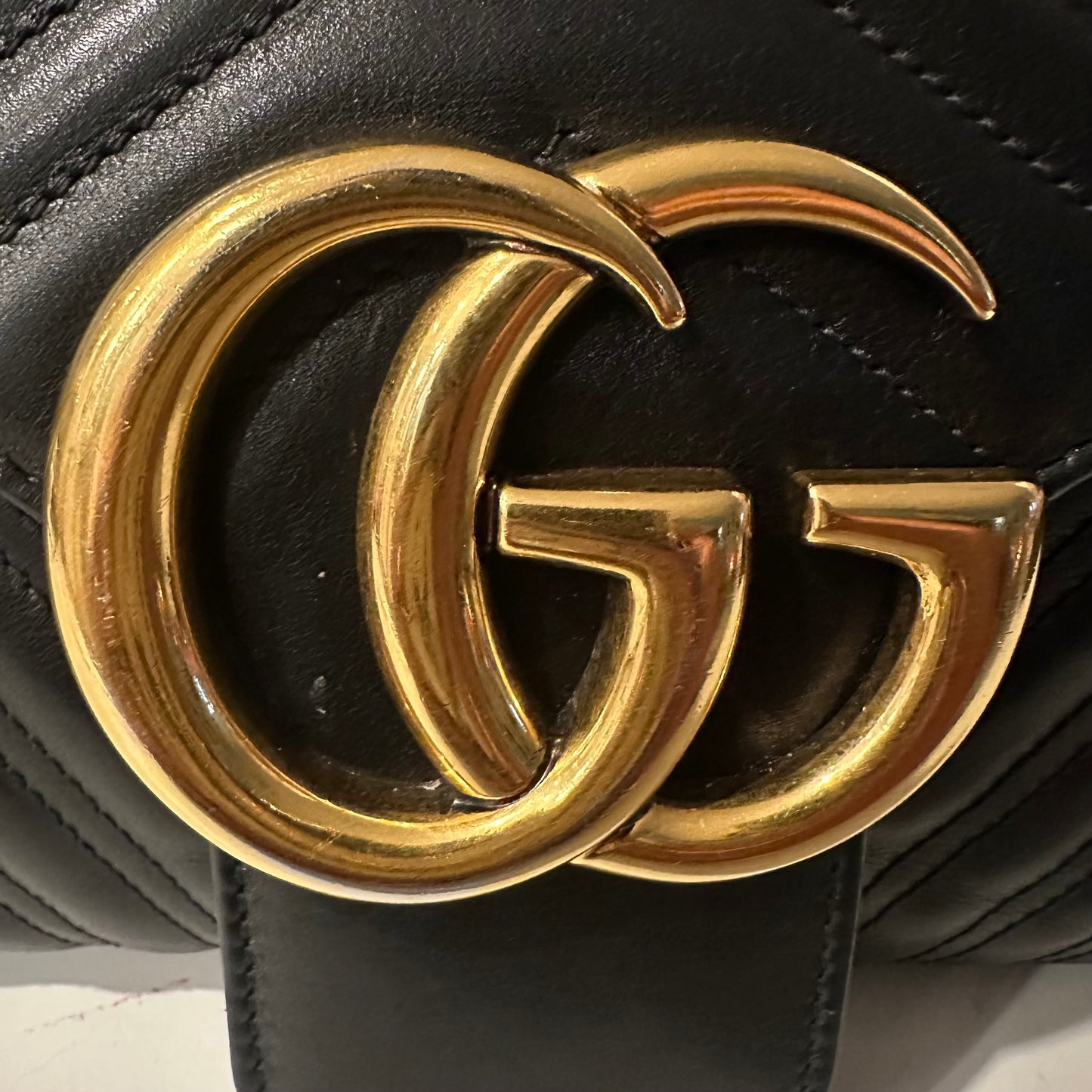 Gucci GG Marmont Medium Matelasse Leather Shoulder Bag