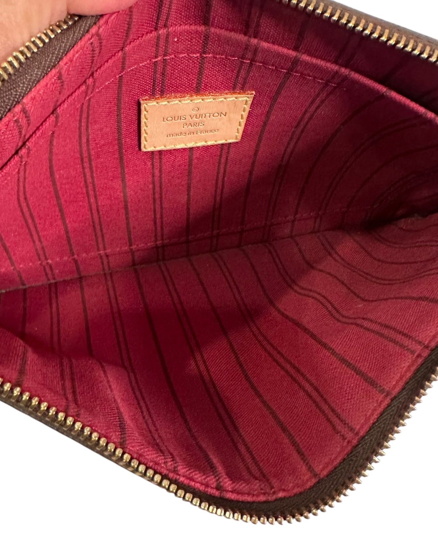 Louis Vuitton Monogram Neverfull Pochette