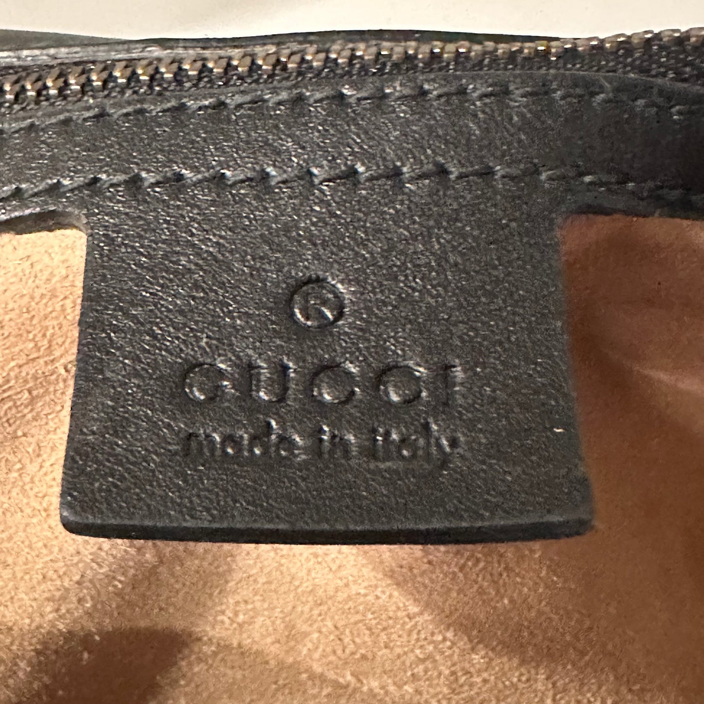 Gucci GG Marmont Medium Matelasse Leather Shoulder Bag